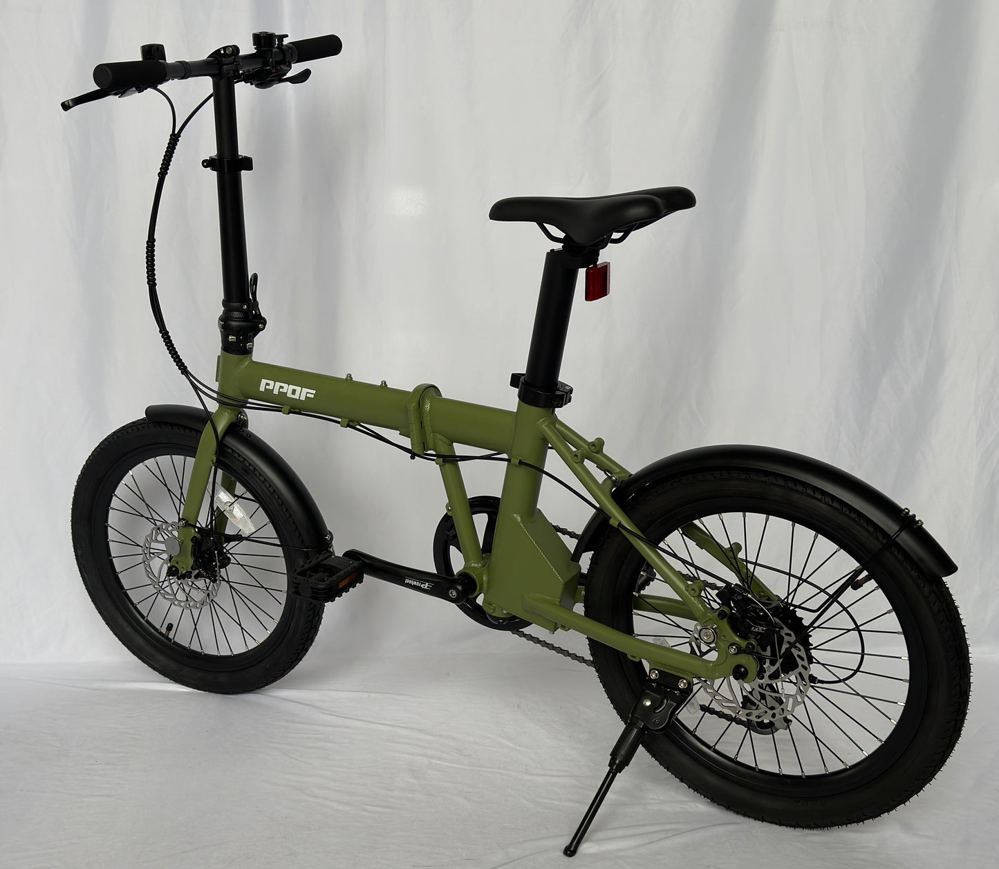 X-PPOF folding cycle with disc brakes for superior road control and urban commute.